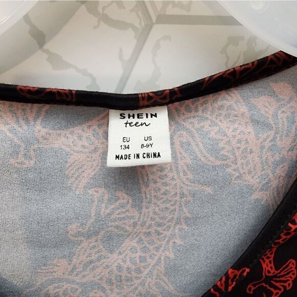 Set of 2 Crop Tops, Size 8-9y, NWOT - Picture 3 of 5
